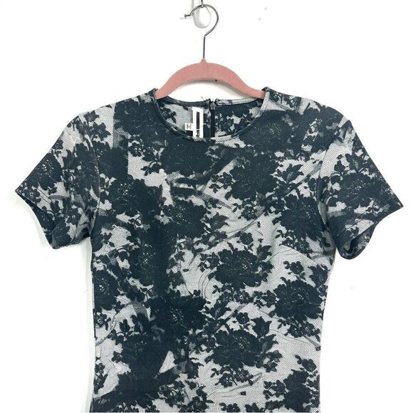 McQ Alexander McQueen Black and White Floral Print Knit  Bodycon Dress Sz Small - Picture 3 of 16